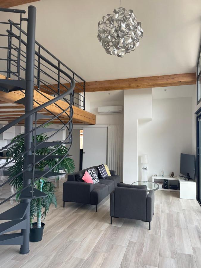 Sublime Haut De Villa Apercu Mer /Hippodrome / Cagnes-sur-Mer Dış mekan fotoğraf